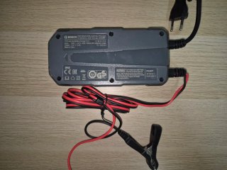 C10 cargador de batería