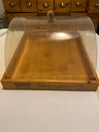 Expositor Repostería Nestlé Madera y Acrílico