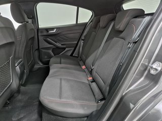 Ford Focus 1.0 Ecoboost MHEV 114kW ST-Line Auto