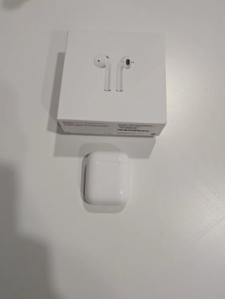 Apple AirPods 2da Gen con Estuche de Carga