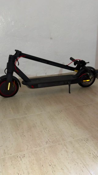 Patinete Eléctrico Negro En Guardamar del segura