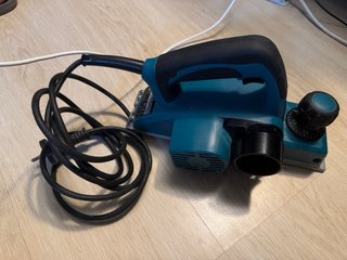 Cepillo Eléctrico Makita