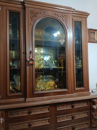 Credenza vetrina noce massello 6 cassetti