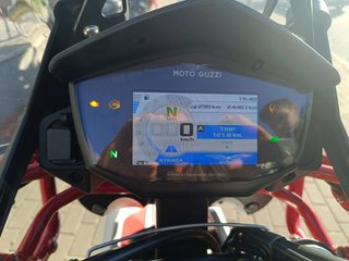 Moto Guzzi V85TT. 24.000 Km.