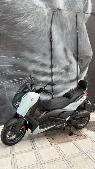 Yamaha XMAX 300 2026