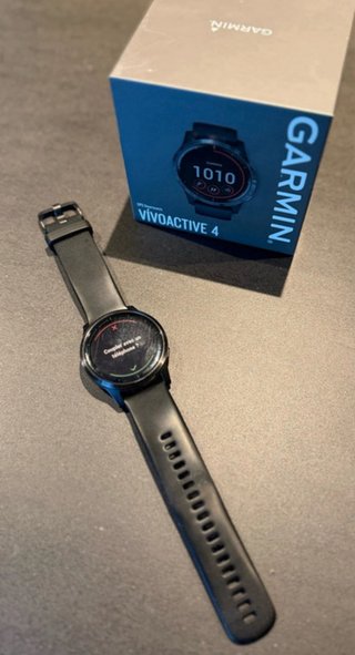 Garmin Vivoactive 4 Preto