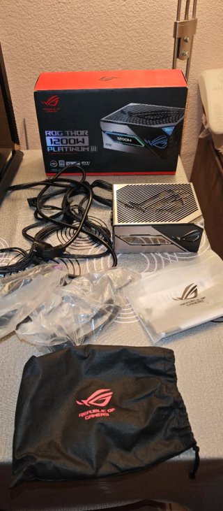 Fuente Alimentación Asus ROG Thor Platinum III