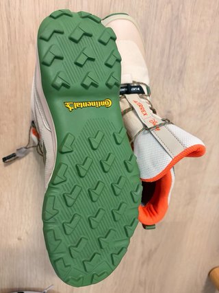Zapatillas montaña niño Adidas Gore-Tex