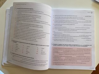 A punt. Curs de català. Llibre de l'alumne, 6