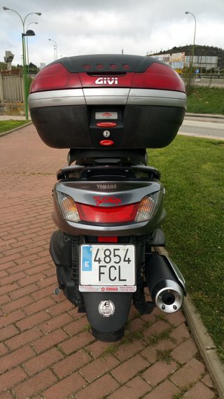 Yamaha Majesty 400 Gris