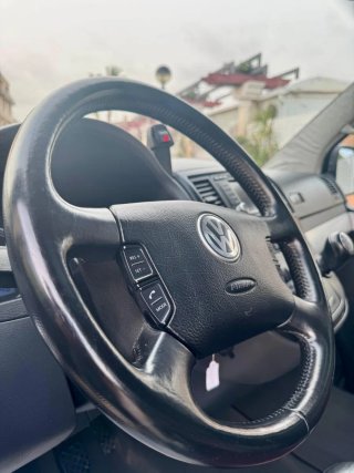Volkswagen T5 multivan
