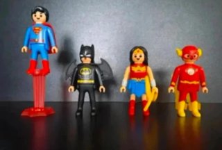 Playmobil Kinder Maxi DC (Colección Completa)