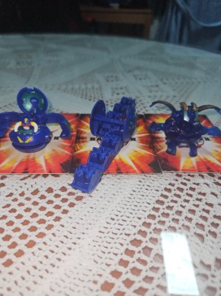 Figuras Bakugan, Trampas y Battle Gear