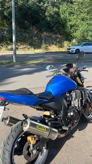 Kawasaki Z1000 Azul Naked
