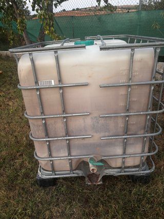 Contenedor 1000L IBC con jaula metálica