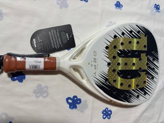 Pala de pádel Wilson DEFY LS
