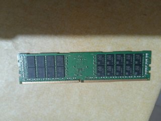 Memoria RAM. SERVIDOR 32 GB. DDR4 2400 MHz