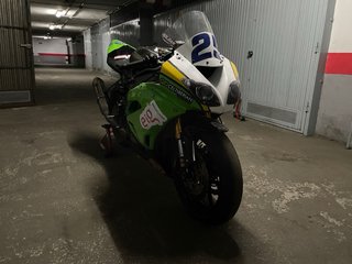 Kawasaki ZX6R 2014 solo circuito