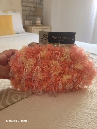Bolso de fiesta con abalorios