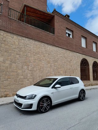 Volkswagen Golf 2015