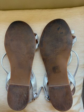 Sandalias Planas Piel Gloria Ortiz Plata