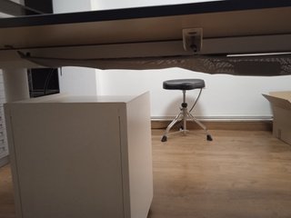 Escritorio Elevable IKEA Bekant verde azulado