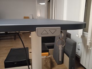 Escritorio Elevable IKEA Bekant verde azulado