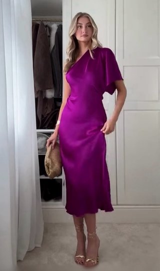 Vestido asimétrico satinado