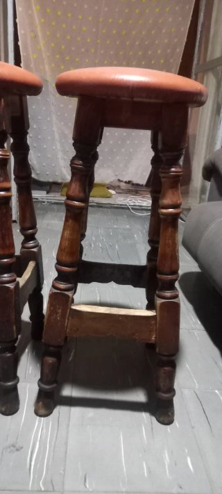 2 Taburetes Vintage Madera y Polipiel Marrones