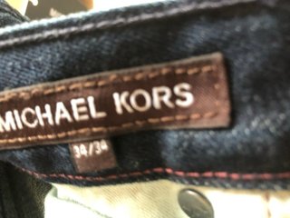 Pantalón vaquero Michael Kors hombre nuevo.