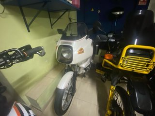 BMW R100 RS Blanca , maletas originales
