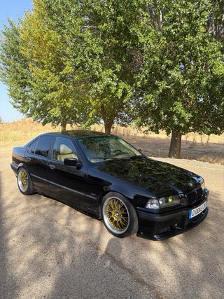 BMW e36 328i