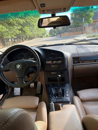 BMW e36 328i