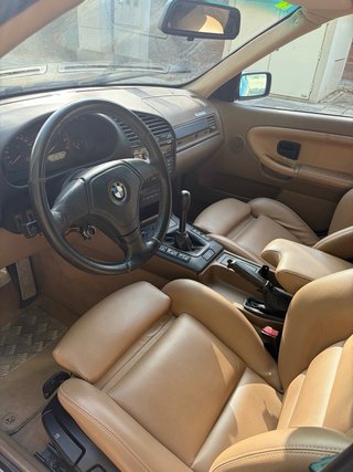 BMW e36 328i