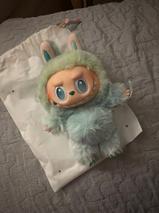 Labubu Big Into Energy - Original - Nuevo