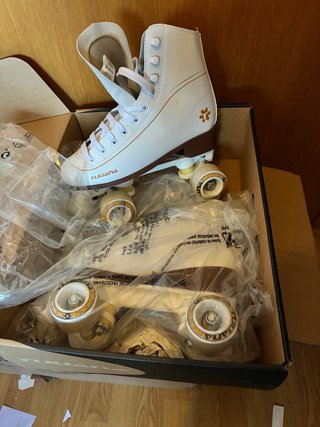 Patines blancos TUANA
