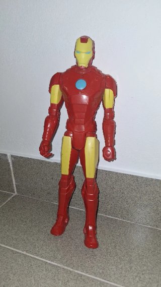 Muñeco Iron Man Marvel