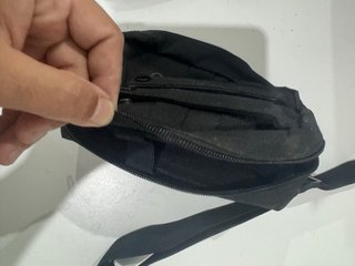 Kit Táctico Negro: Correa y Bolsas