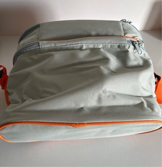 Bolsa nevera picnic gris y naranja