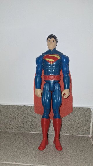 Superman Figura Clásica 30 cm Marvel