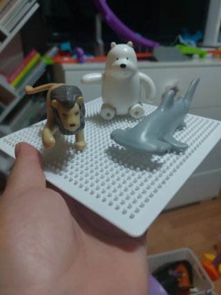 Lote animales: león, oso polar, tiburón