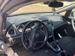 Opel Astra 2014