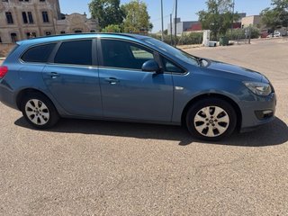 Opel Astra 2014