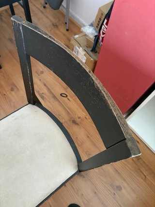 Juego de 4 sillas de madera