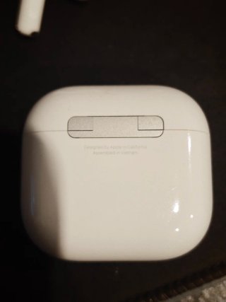 Airpods 4 con cancelación de ruido