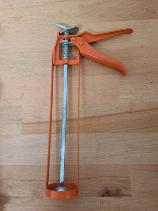 2 Pistolas para Silicona y Adhesivos