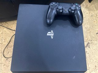 Consola PS4 Pro Negra pago solo en efectivo