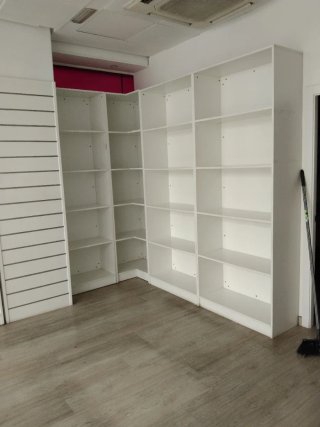 Mueble expositor tienda madera blanco