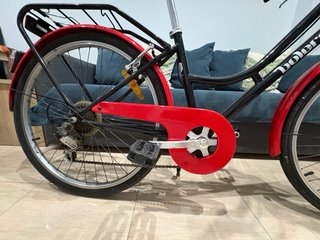 Bici Paseo BH Bolero Negra y roja con Cesta