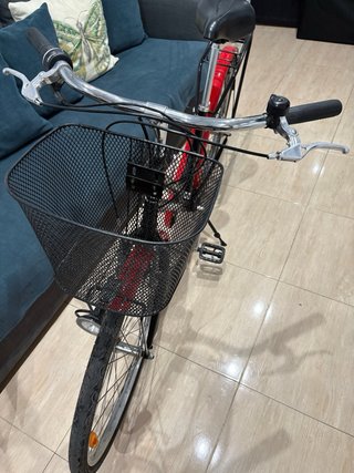 Bici Paseo BH Bolero Negra y roja con Cesta